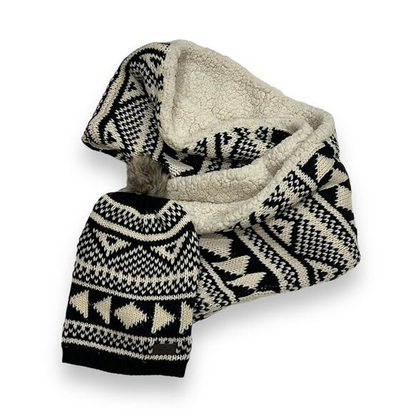 Woolrich NWT Fair Isle Hat and Infinity Scarf Set - Picture 8 of 8